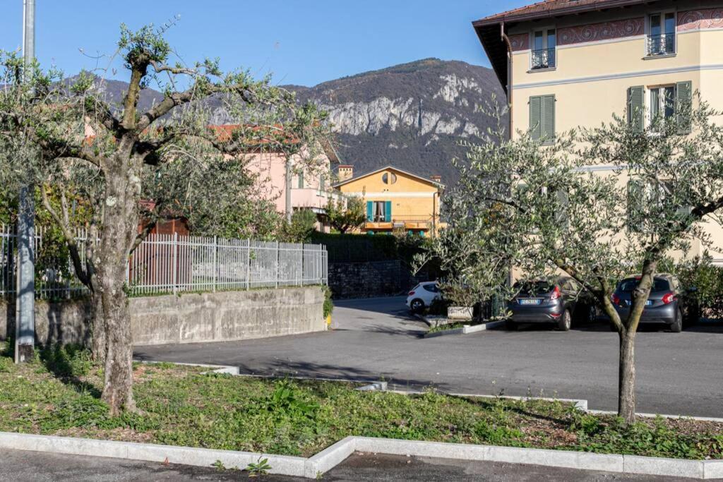 Pearl Of The Lake Apartment, Bellagio, Breathtaking Views And Good Vibes Bagian luar foto