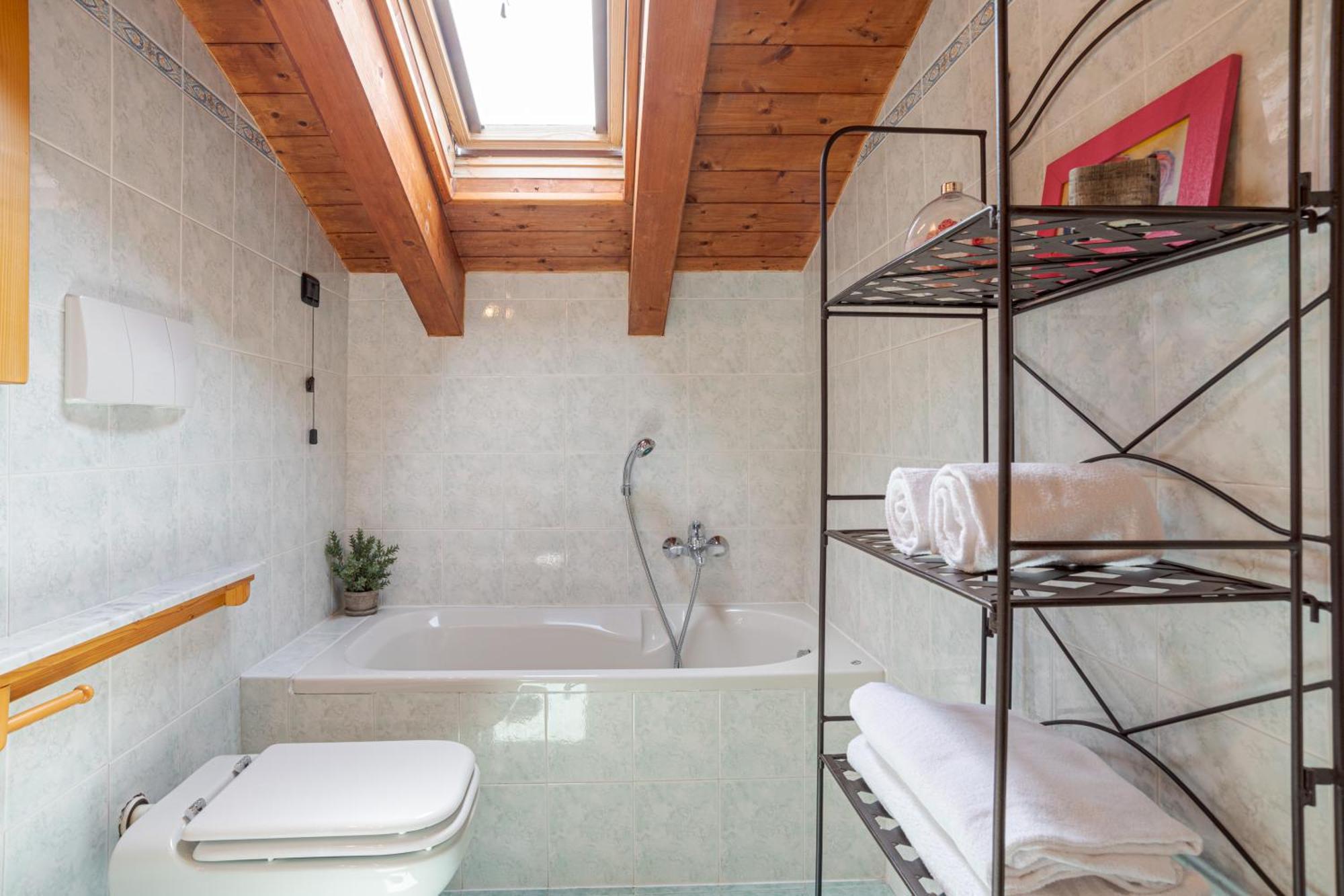 Pearl Of The Lake Apartment, Bellagio, Breathtaking Views And Good Vibes Bagian luar foto