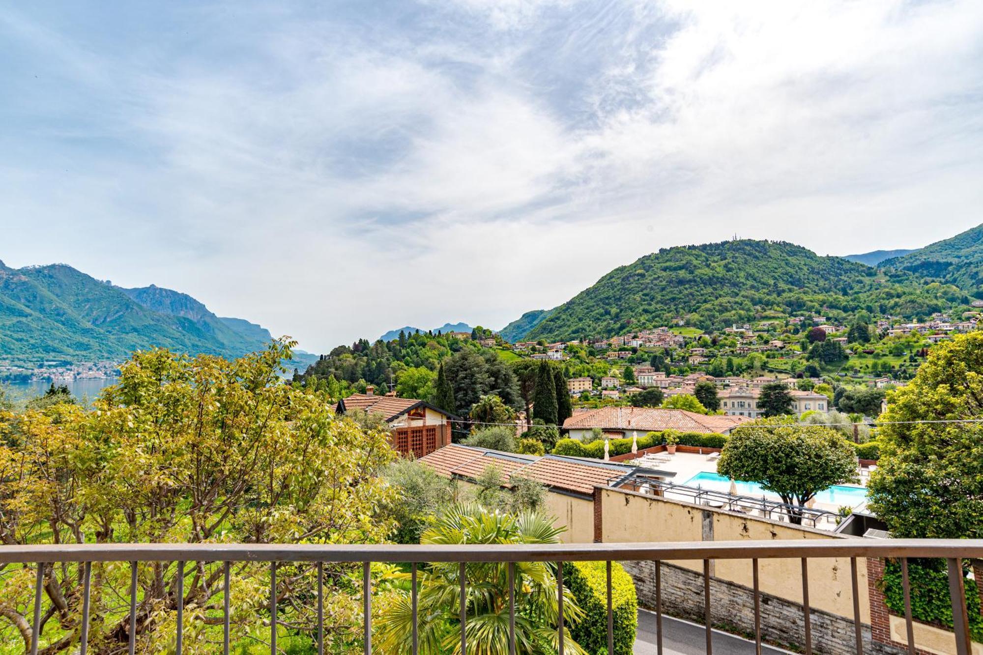 Pearl Of The Lake Apartment, Bellagio, Breathtaking Views And Good Vibes Bagian luar foto
